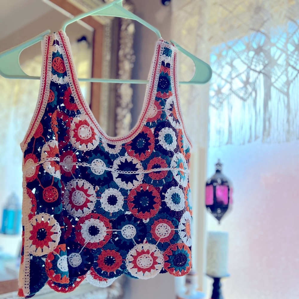 Crochet crop top - Womens Large